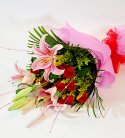 Celebrate Anniversary With Dainty Roses N Lilies